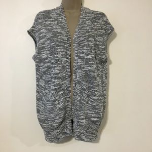 Pacsun Nollie Sleeveless cardigan Sweater. Size M